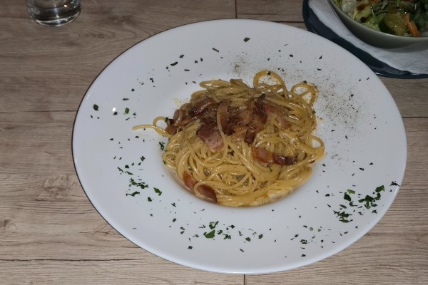Da Bruno - Spaghetti Carbonara - ohne Obers (so auf der Karte) - gut ... - Da Bruno - Wien
