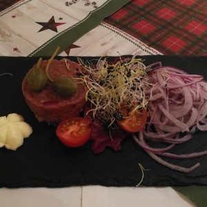 Beef Tatar kleine Portion 12/2018 - Amon's Gastwirtschaft - Wien