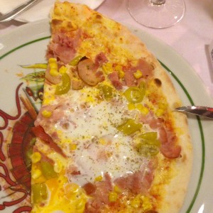 Pizza Provinciale (mit Ei) - Sapori d'Italia - Wien