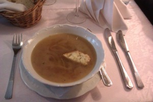 Zwiebelsuppe - Konoba - Viktring