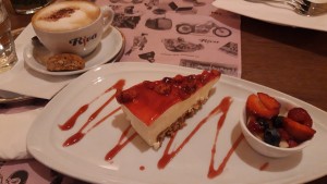 "Cheesecake Fragoline di Bosco" - Pizzeria Riva - Türkenstraße - Wien