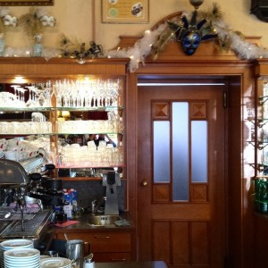Tür zur Küche - Cafe Bellaria - Wien