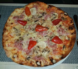 Pizza Diavolo - Pizzeria Valentino - Berndorf