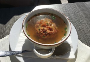 Kaspressknödelsuppe