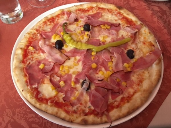 Pizza Provinciale. Kein Highlight, aber ganz OK - Ristorante Trimelli - Wien