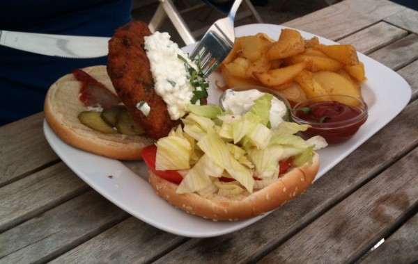 Veggie-Burger (Zwiebel wurden weggelassen) - Kantine - Wien