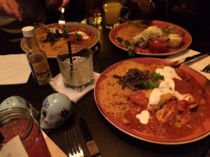 2x veg. Burrito und einmal veg. Enchilada - Santos Mexican Grill & Bar Wieden - Wien