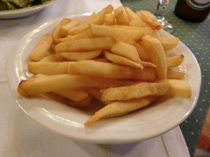 Pommes frittes - Gasthaus Edler ("Backhendlstation") - Lang