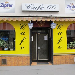 Von aussen erkennbar dass es sich um ein Cafe handelt! Keine Küche!!! - Cafe 60 - Wien