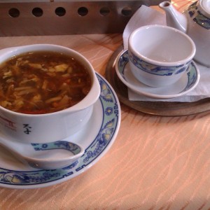 Pikante säuerliche Suppe - China Restaurant 5 Sterne - Wels