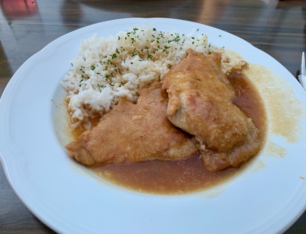 Das Naturschnitzel mit Reis - Gasthof Poldiwirt - Gars am Kamp