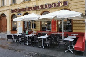 Cafe Frauenhuber - Schanigarten im derzeitigen Look - Cafe Frauenhuber - Wien