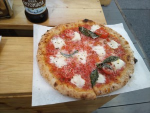 Pizza La Bufalina - Bros. Pizza - Wien
