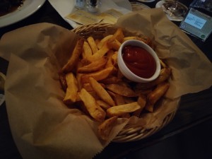 large fries - O'Connors Old Oak - Wien