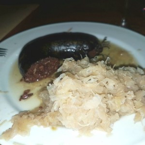 Blutwurst mit Sauerkraut - Grausenburger - Wien