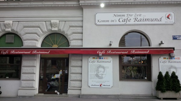 Außenansicht - Cafe Raimund - Wien