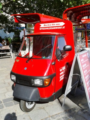 Hildegard Wurst-Real Hot Dogs on wheels Der Stand - Hildegard Wurst - Real Hot Dogs on wheels! - Wien