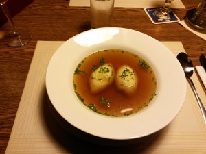 Grießnockerlsuppe