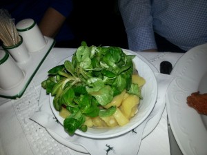 Erdäpfel-Vogerl Salat