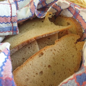ausreichend Brot - Weingut und Buschenschank Koller - Kitzeck im Sausal