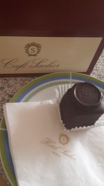 The one and only Sacherwürfel - Sacher Eck' - Wien