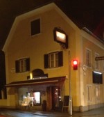 Leicht zu finden: Eckhaus am Anfang der Leopoldskronerstraße - Osteria Cavalli - Salzburg