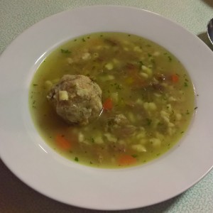 Ganslsuppe, köstlich - Heuriger Szüts - Wien