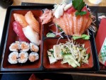 Mono-Box (vorab gibt es Misosuppe)