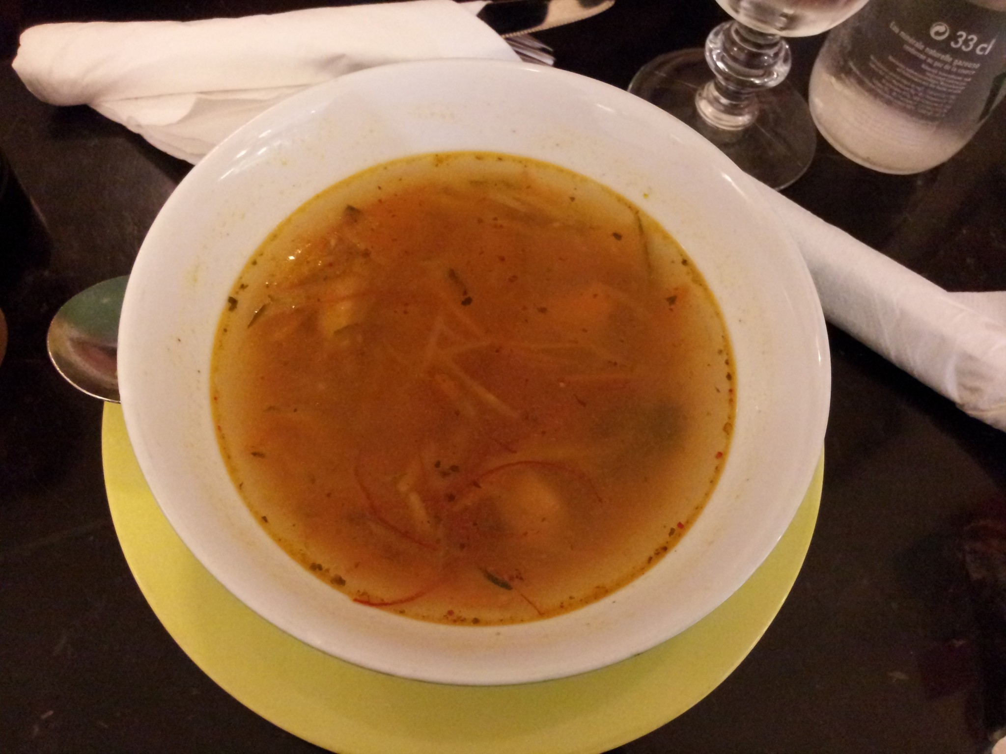 würzige Hühnersuppe - Beaulieu - Wien