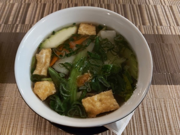 Gemüsesuppe mit Tofu - Le Viet @8 - Wien