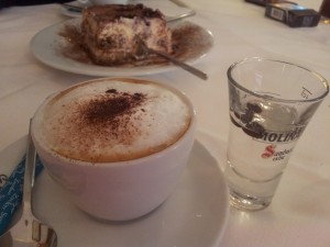 Cappuccino, Sambuco und Tiramisu. - Isola Bella - Bregenz