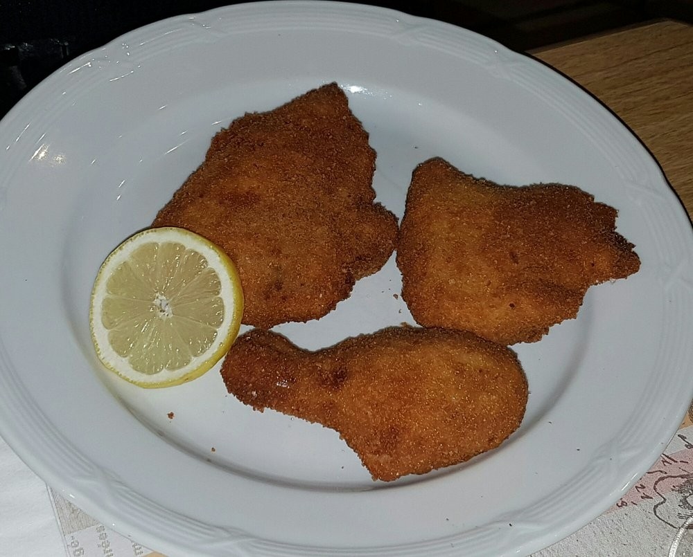 Ausgelöste Backhendlstücke - Restaurant Schwabl - Wien