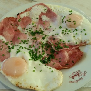 Ham and Eggs - Café Konditorei Hirsch - Wien
