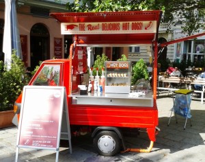 Hildegard Wurst-Real Hot Dogs on wheels Der Stand - Hildegard Wurst - Real Hot Dogs on wheels! - Wien