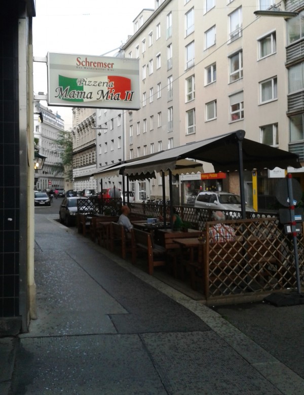 Mama Mia II - Lokalaußenansicht - Pizzeria Mama Mia II - Wien