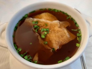 Fleischstrudelsuppe € 4,- - Klostergasthof des Stiftes Heiligenkreuz - Heiligenkreuz