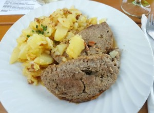 Faschierter Braten - Weinbau Herzog Georg "Waldheuriger" - Großau