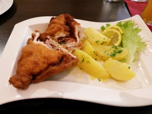 Grazer Schnitzel  - Cafe & Restaurant Strindberg - Graz