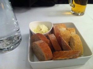 Weißes Brot davor - Prinz Ferdinand - Wien