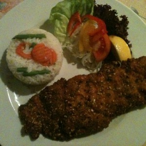 Gefülltes Schnitzel mit Reis - Wiesenstadt Restaurant - Wien