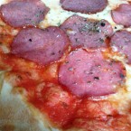 Chaplin - Pizza Salami (EUR 7,80) - Chaplin - Wien