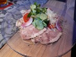 Carpaccio vom Bratl als Tagesmenü mit Champignoncremesuppe 13,90