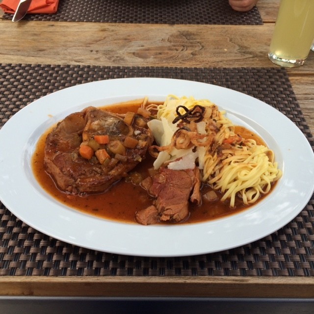 Ossobuco - Pappardelle

Geschmortes Ossobuco, ... - TERRA ROSSA - Wien
