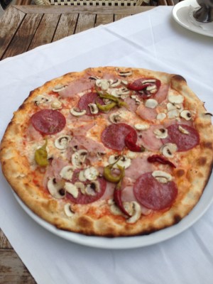Pizza Diavolo - PIZZERIA TRATTORIA SALIERI - Wien