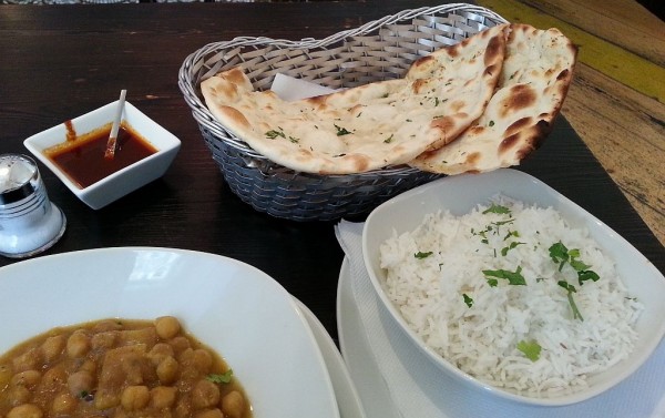 Garlic Naan & Plain rice - Nam Nam - Wien