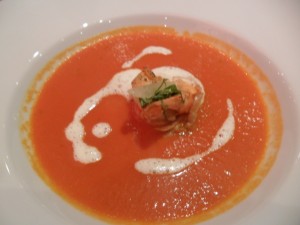 Tomatencremesuppe mit Garnele - TERRA ROSSA - Wien