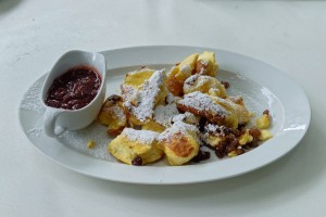 Dommayer - Kaiserschmarren (ohne die ... Karmellsauce) - zu trocken - Dommayer - Wien