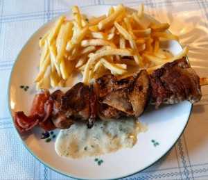 Schweinslungenbraten Spieß - Gasthof-Pension "Furthnerwirt" - Furth/Triesting