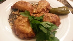 Frittierte Pierogi gefüllt mit geräucherter Gänsebrust auf Belugalinsen - Gasthaus Am Nordpol 3 - Wien