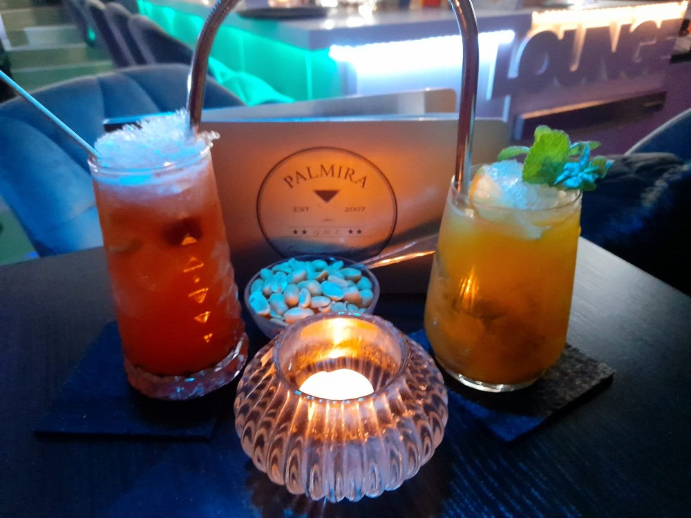 Singapore Sling & Mango Daiquiri - Palmira - Cocktails & More - Baden